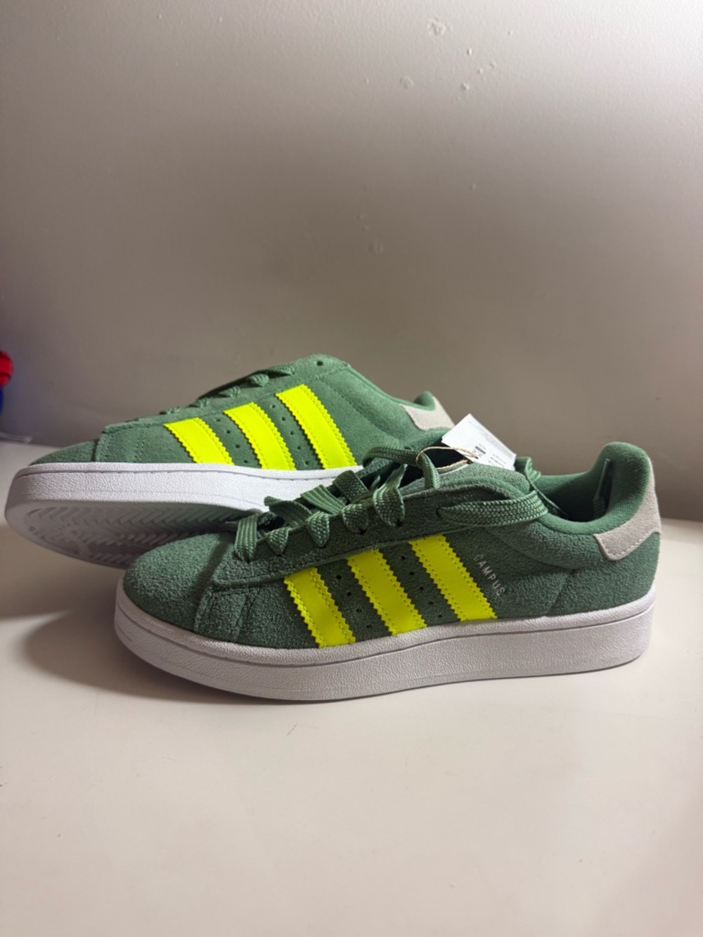 Adidas Campus 00s Size 7 Green